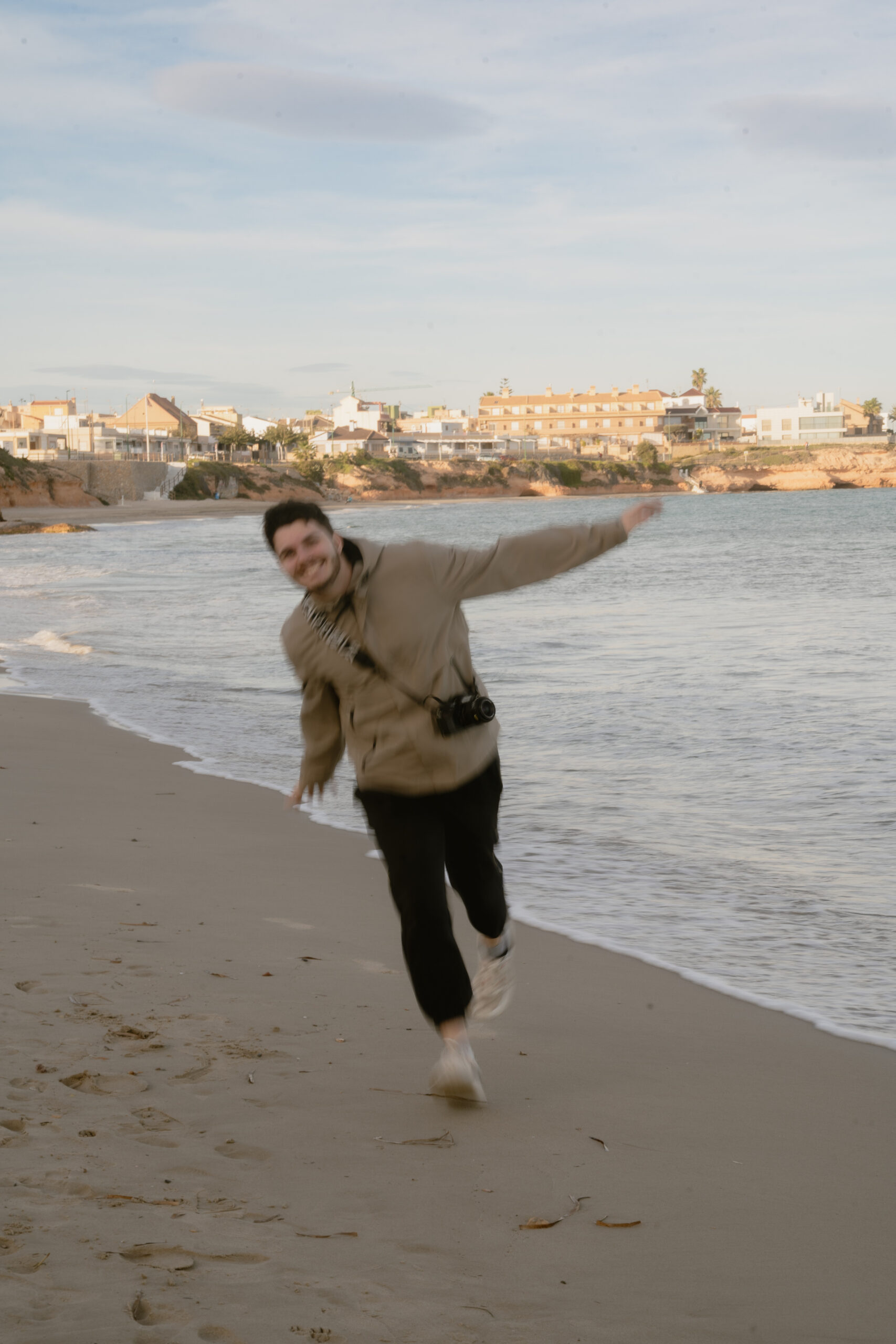 Sergio, fotógrafo de bodas documental sin posados en Murcia y Elche — fotografía natural y elegante